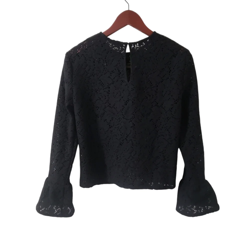 Zara Woman Black Crochet Knit Lace Top  Medium Bell Sleeve Whimsigoth Boho Witch